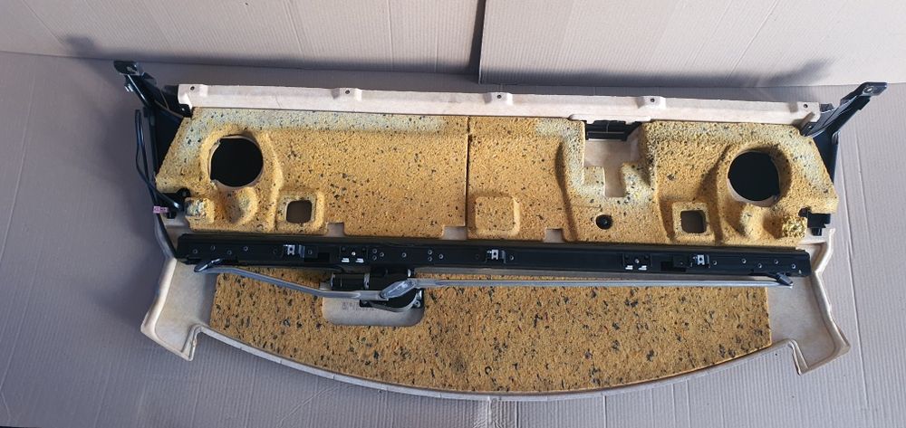 Perdeluta perdea luneta bmw seria 5 e60 lci facelift