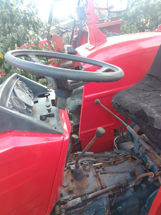 Tractor Universal 600