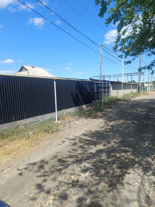 Продам дом удобное расположение . Возможен обмен на КРС и другое