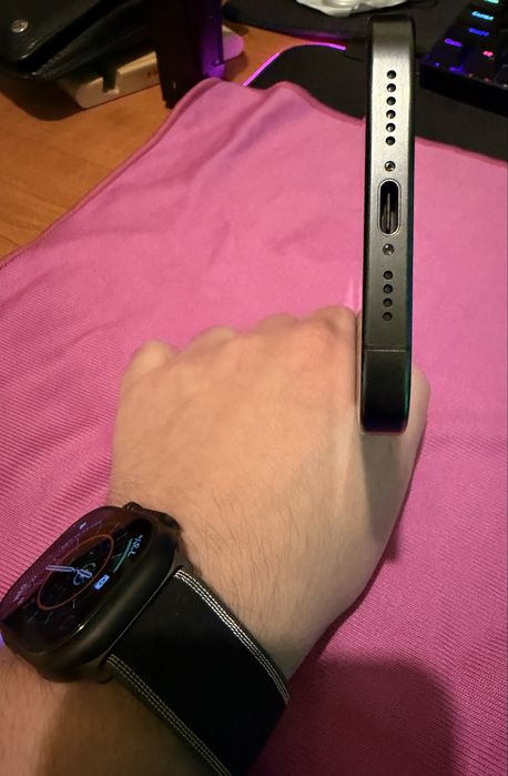 iPhone 15 Pro Max Black Titanium CA NOU Neverlock cutie cablu complet