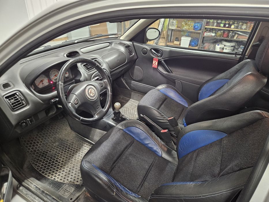Продавам MG ZR 160