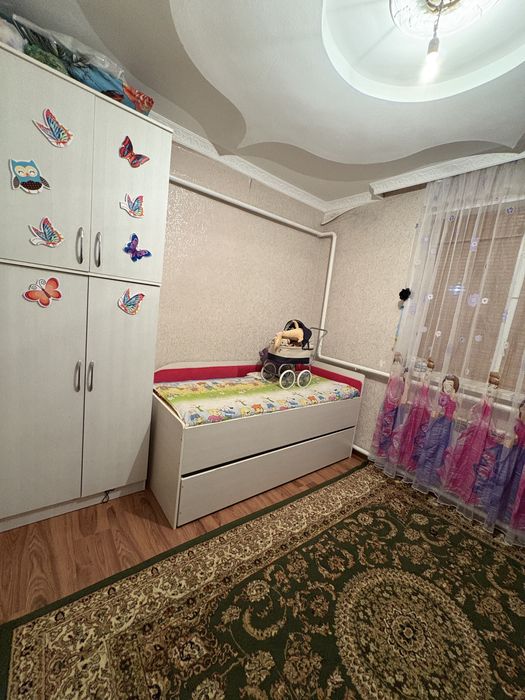 Балалар бөлмесіне арналған екі қабатты диван сатылады