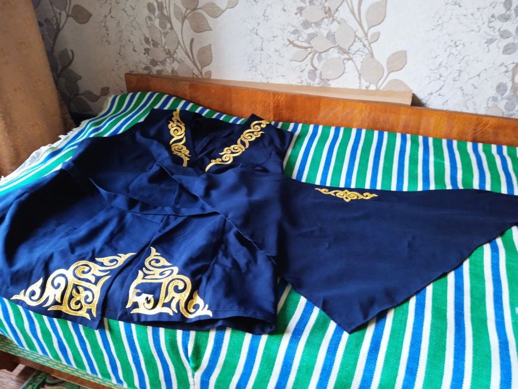 Продам казахскую национальную одежду