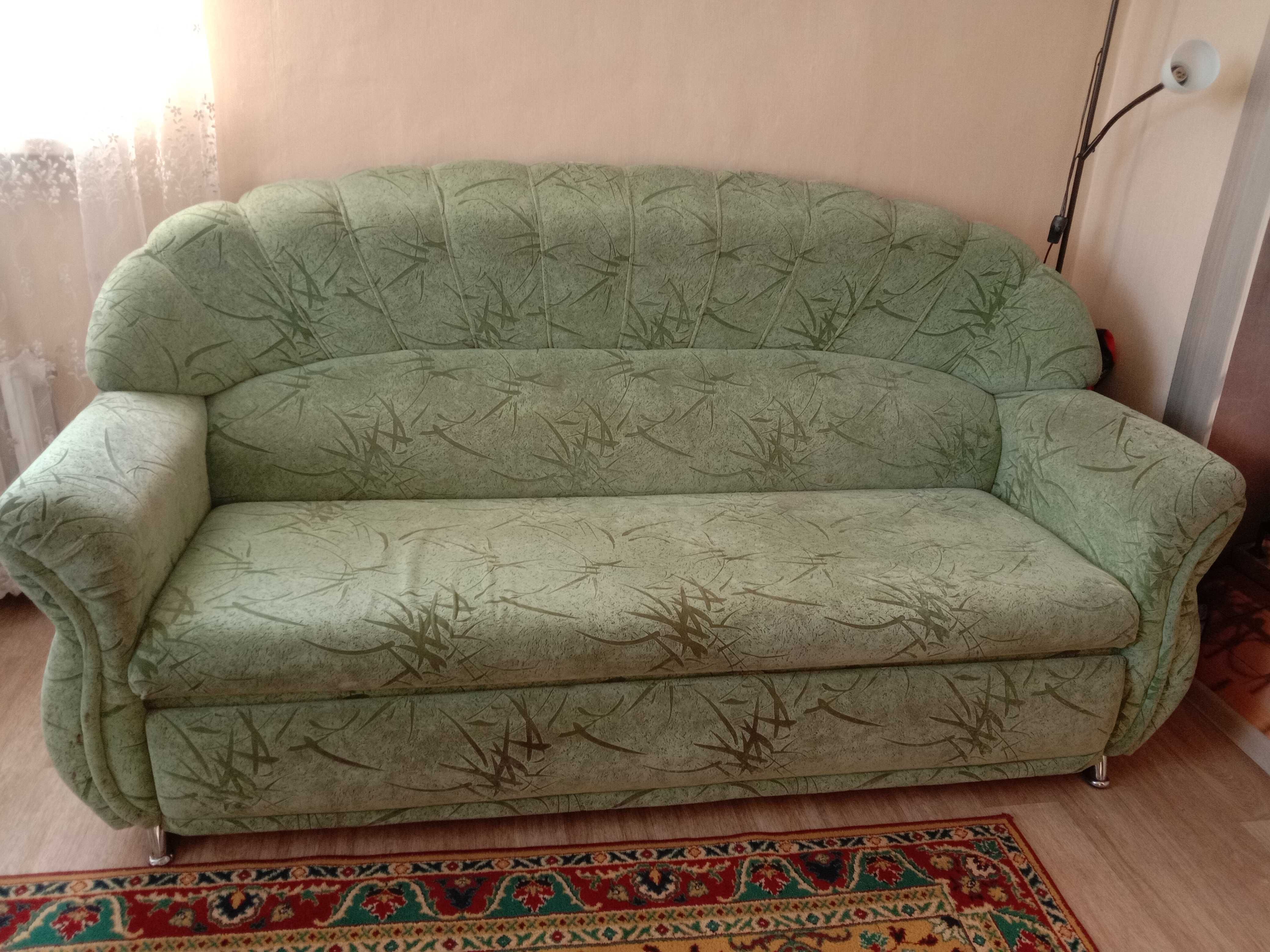 СРОЧНО!!! Продам комплект: диваны 2 шт +кресло 1 шт  б/у
