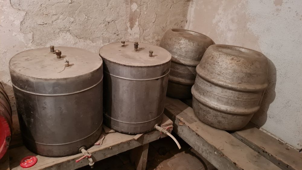 Butoaie lemn si inox pentru vin, butoaie bere aluminiu