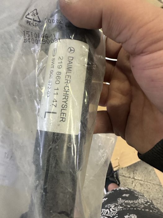 Mercedes W219 cls ОЕМ пръскалки за фарове Нови