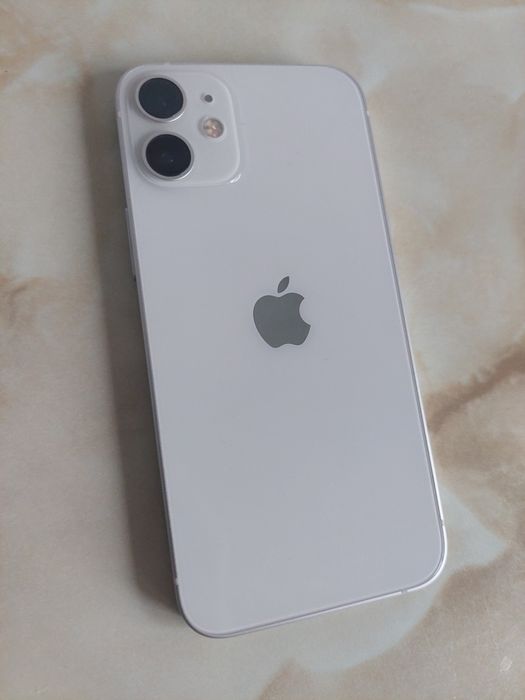 [12 mini] Vând Apple iPhone 12 Mini alb, fără baterie, pentru piese !