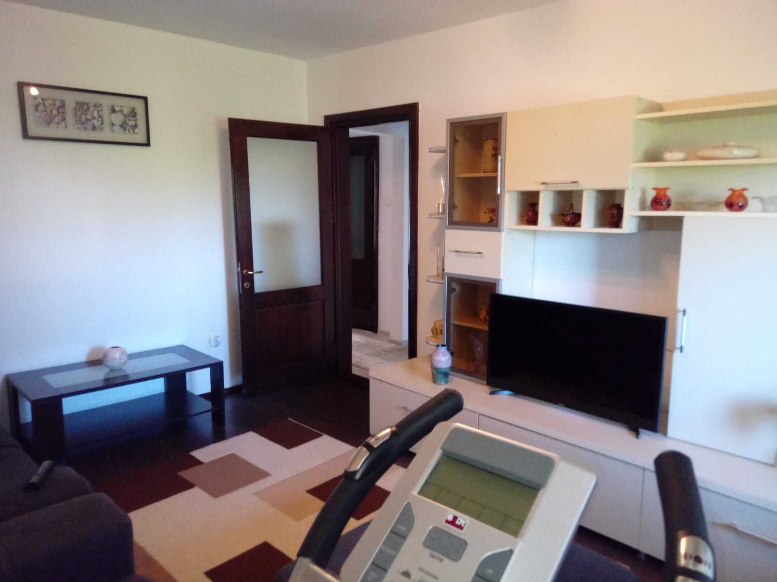 Apartament 4 camere , Caracal , str. Gheorghe Magheru