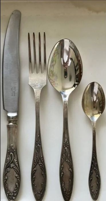 Посуда. Мельхиор. Наборы, рисунок пламя.