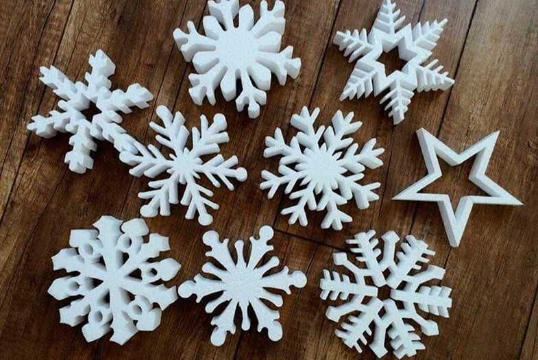 Снежинки, пенопласт, новогодний декор оформление , резка, фигуры