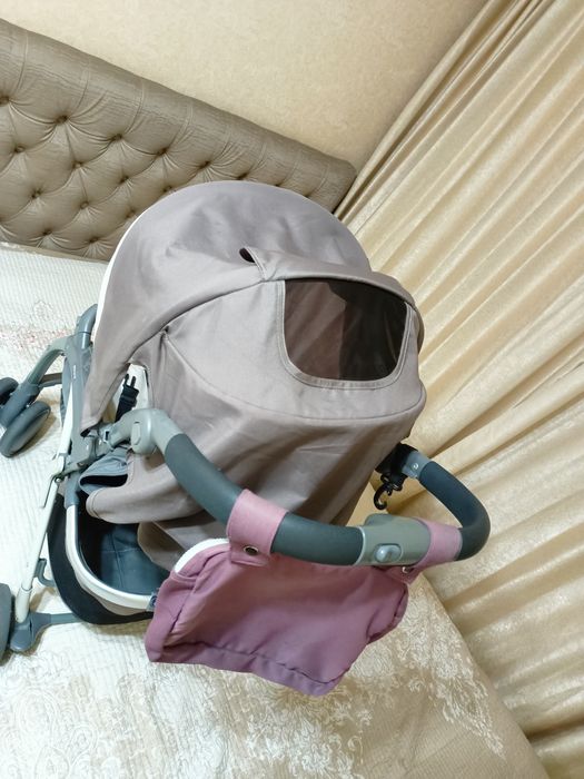 Продаётся коляска chicco