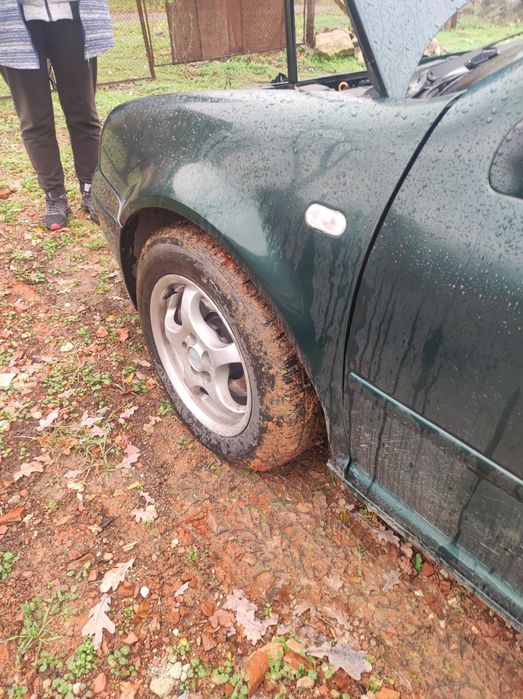 Продавам голф 4/1.9/90кс