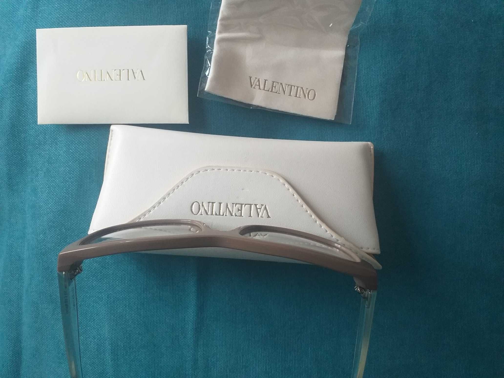 Нови диоптричнои рамки за очила Valentino V2693