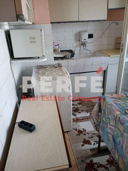 Дава се под наем Двустаен апартамент в Бургас, Славейков - 62 кв.м за 280.5 € - Снимка #3