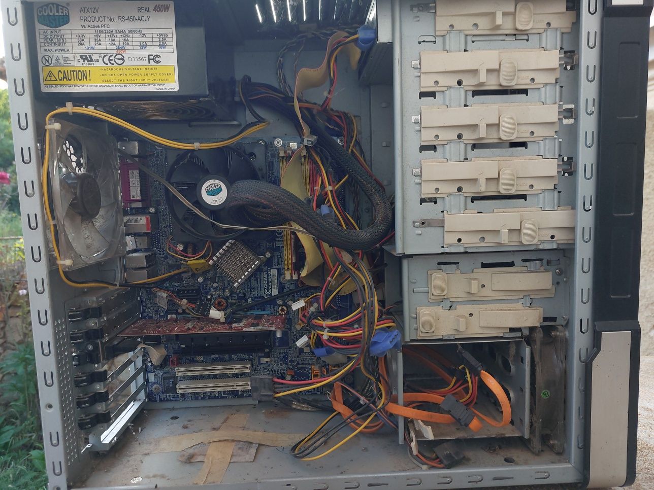Компютър / кутия Cooler Master