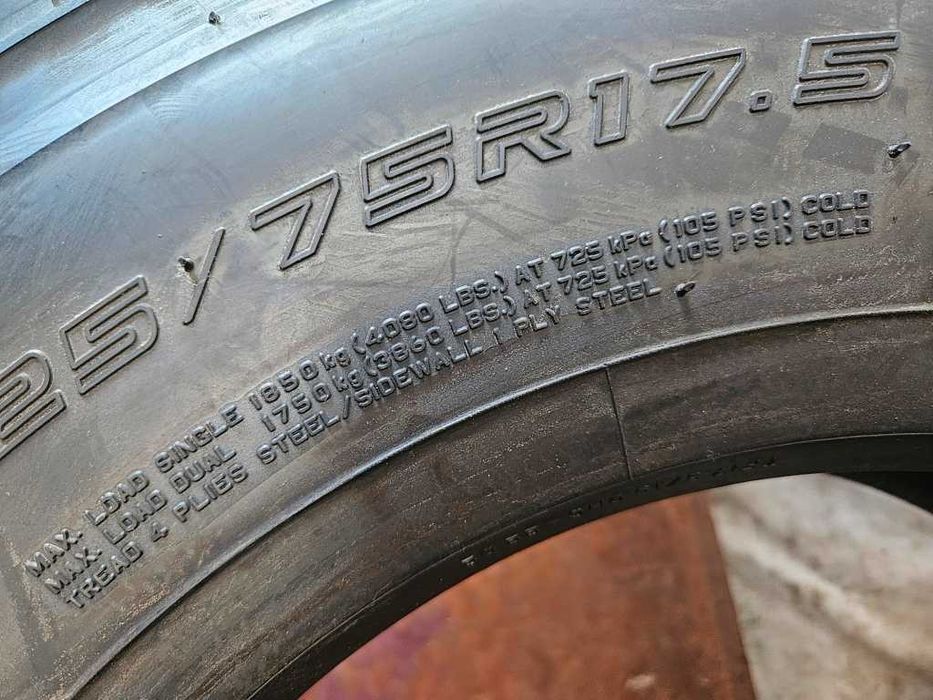 1 Нова тежкотоварна гума 225/75R17.5 Falken BI856 129/127M M+S Japan