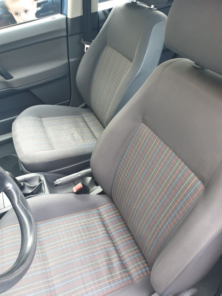 VW POLO 2005г. Син цвят