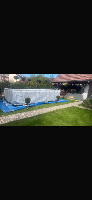 Piscină supraterana