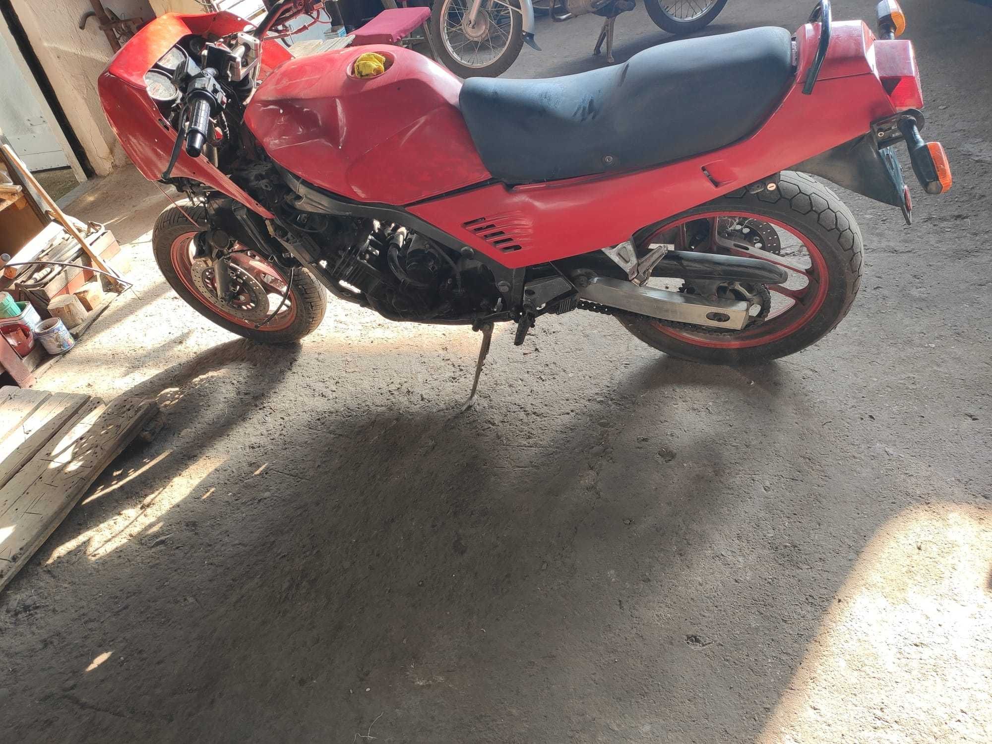 Мотор Yamaha FZ 750