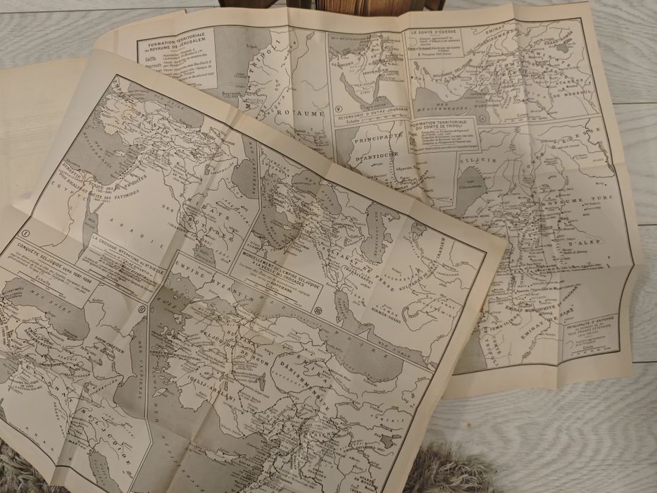 Set Istoria Cruciadelor și a Regatului Franc al Ierusalimului,3 vol