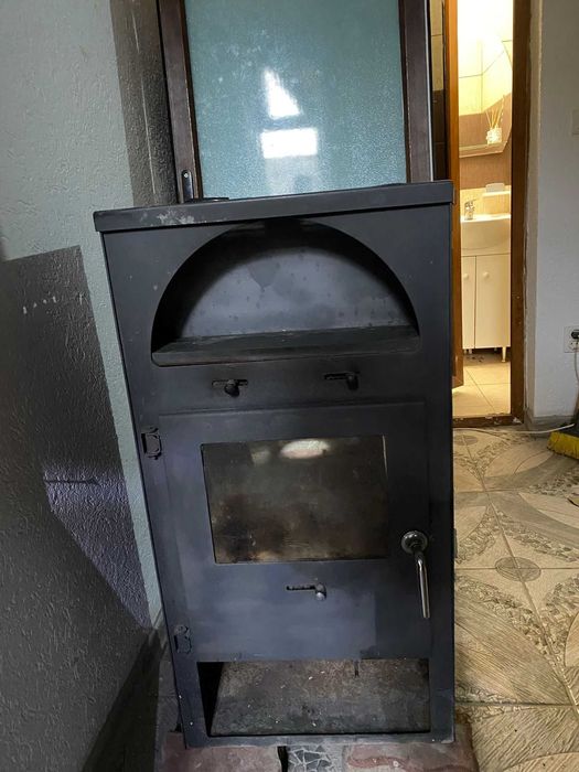 Semineu Samotat pe lemne