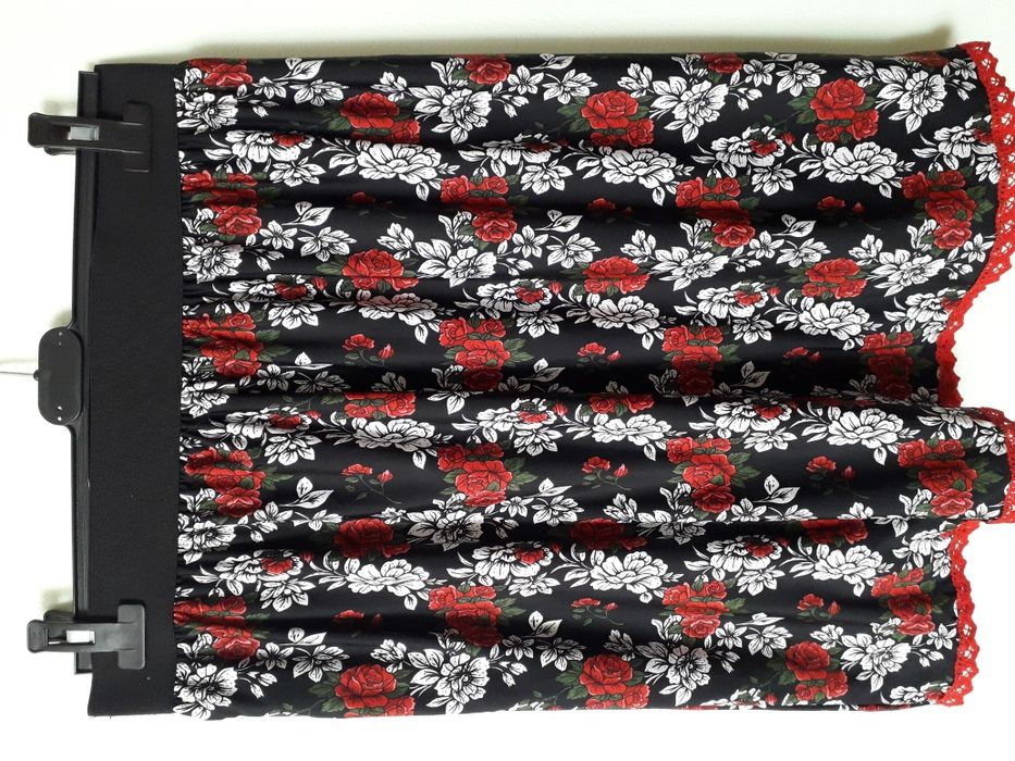 Fusta handmade nouă