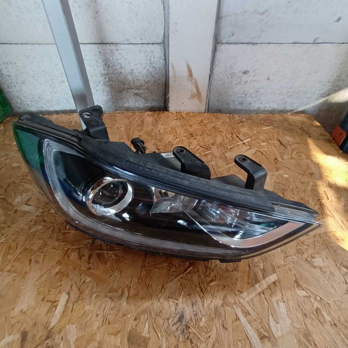 far dreapta henon Hyundai Elantra 2017-2019