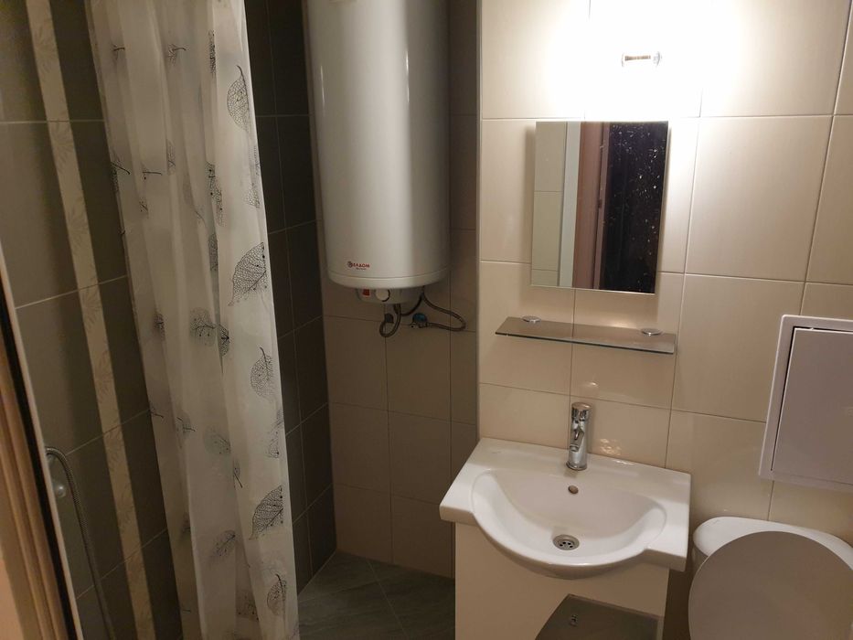 Дава се под наем Двустаен апартамент в Бургас, Меден рудник - зона А - 70 кв.м за 280.5 € - Снимка #3