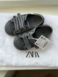 Продам детские кожаные кеды Zara (новые)