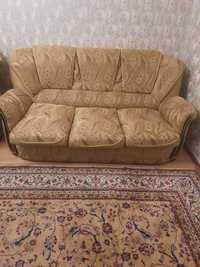 Продам мягкую мебель  в гостиную, диван и два кресла