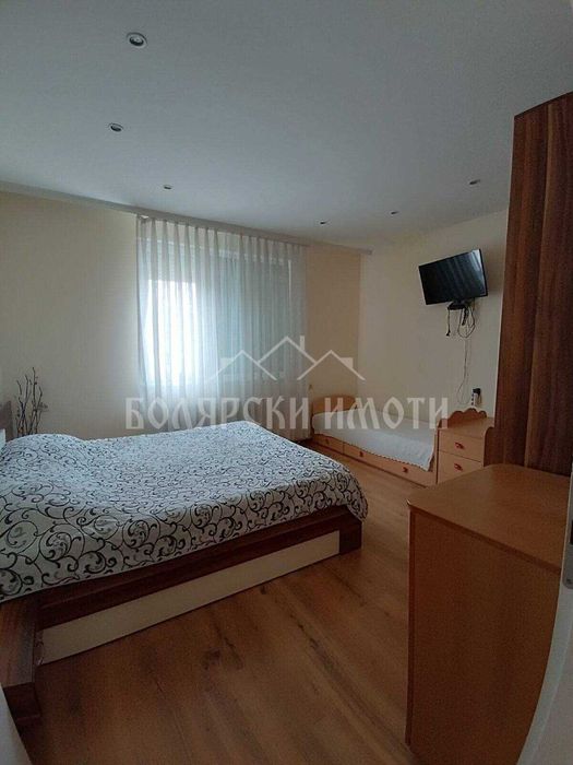 Чудесна къща с двор в гр. Долна Оряховица