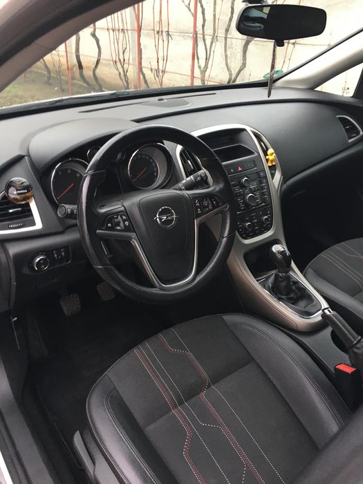 Opel Astra J 1,7 Sport Tourer Ecoflex