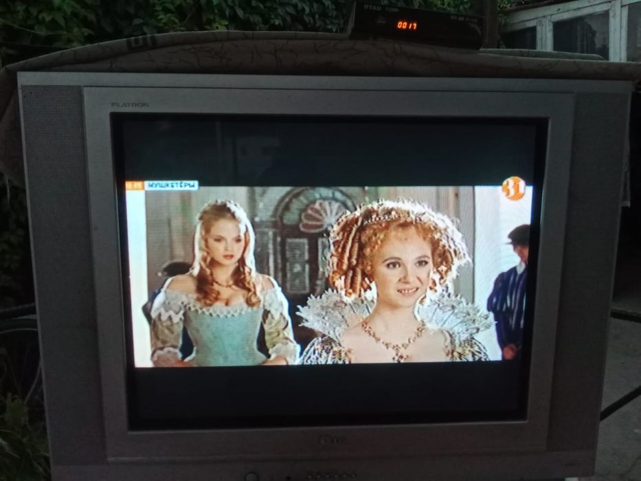 телевизор.                .