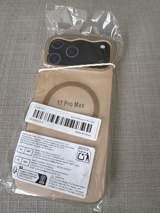 Iphone 17 pro max case без рамка