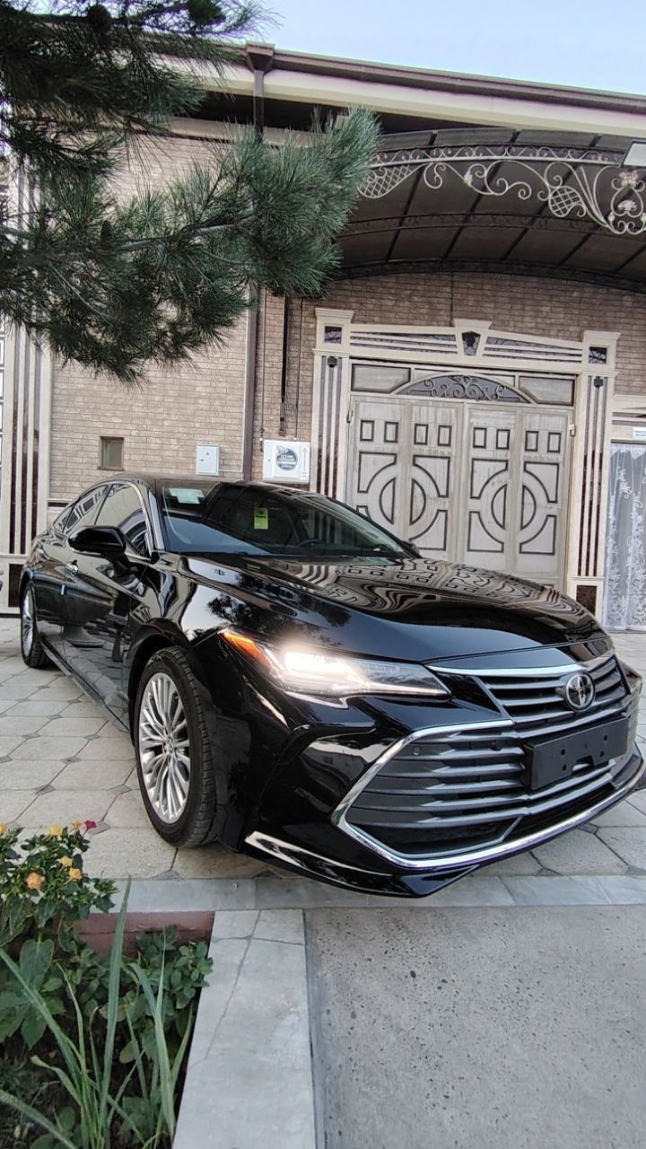 Тайота Авалон  Limited