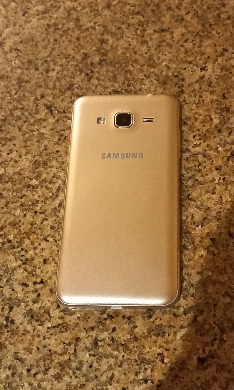 Samsung galaxy J3 2016