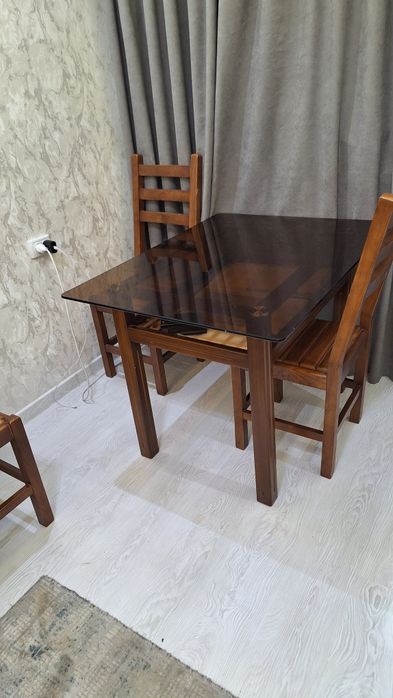 Комплект: стол и 4 стула из чинары