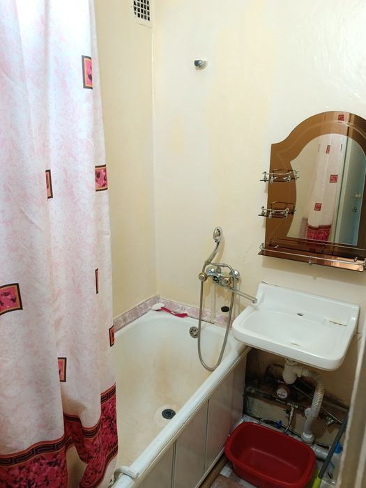 Продам 2 х комн., квар. 3-23-2 этаж.