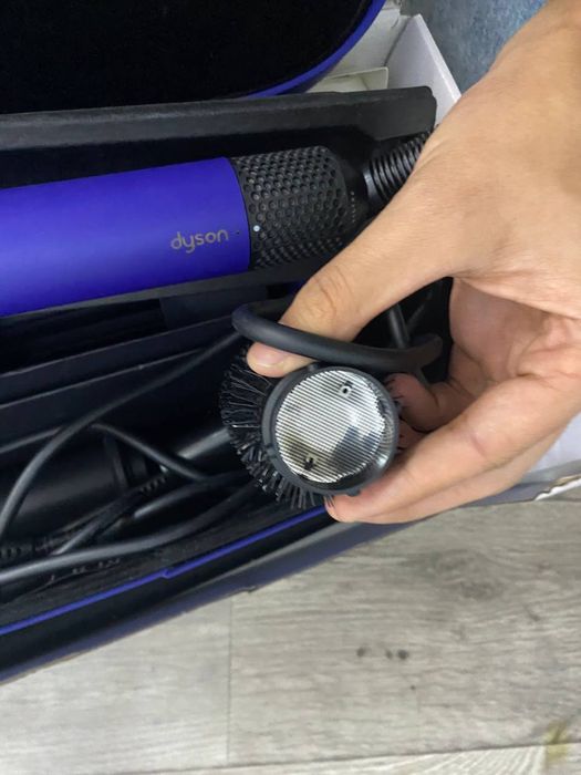 Dyson Airwrap HS05 фен, б/у