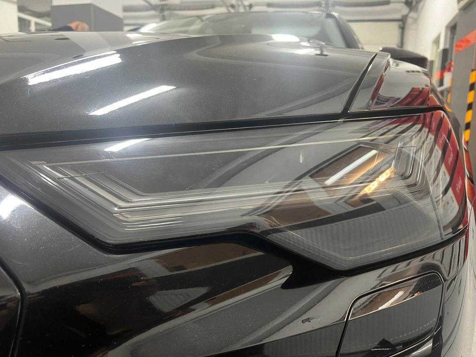 Folie Faruri și Stopuri – Transparentă sau Fumurie