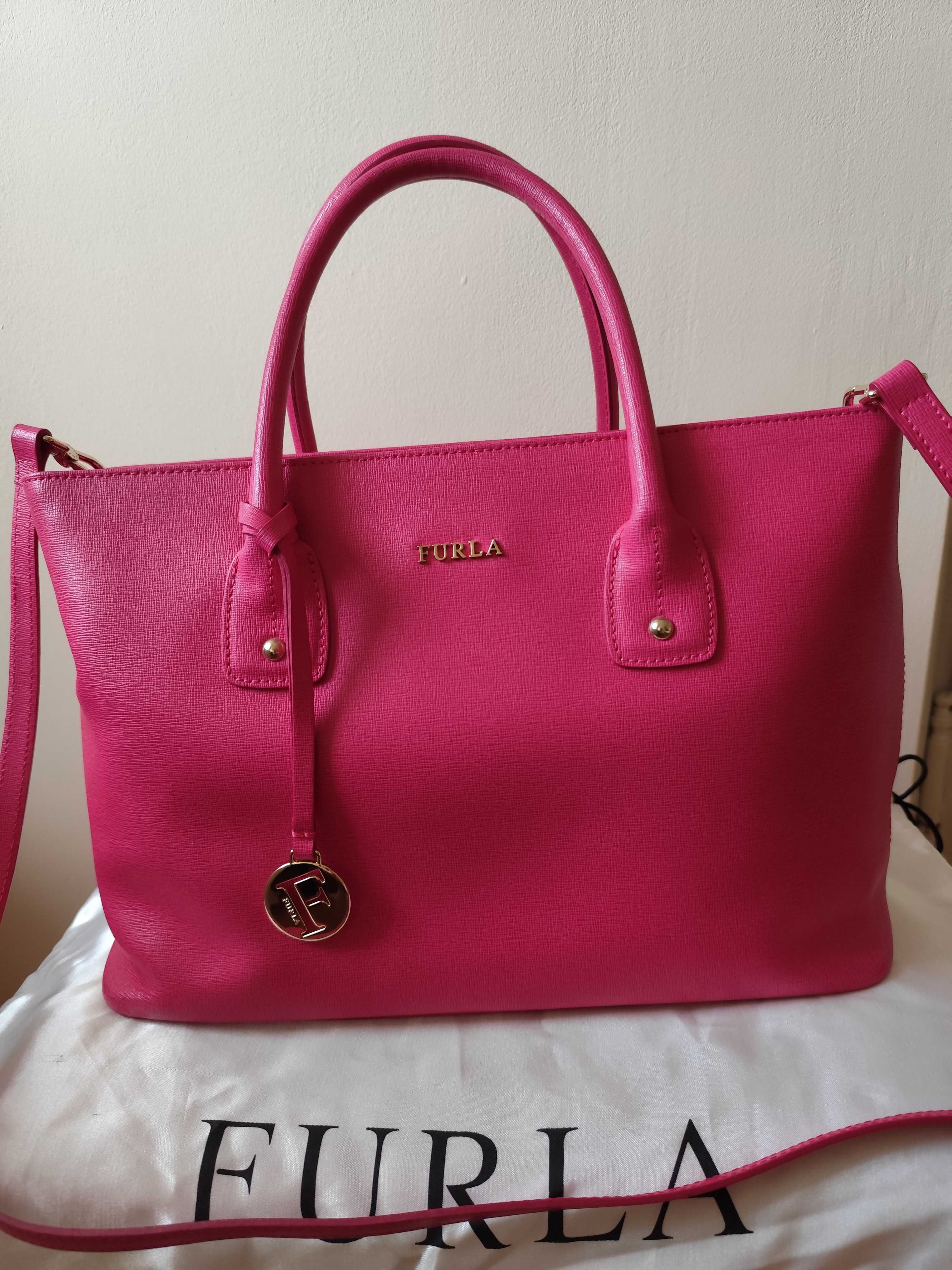 Furla в цвят fuchsia