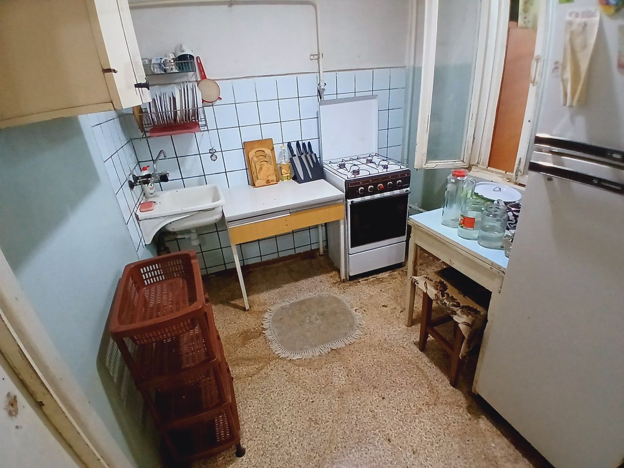Сдаю 3х ком. квартиру.