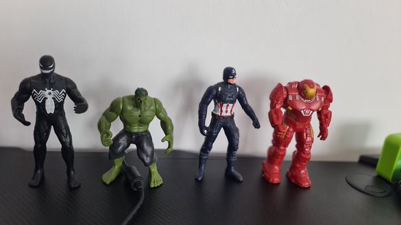 Серия фигурки на супергерои Marvel