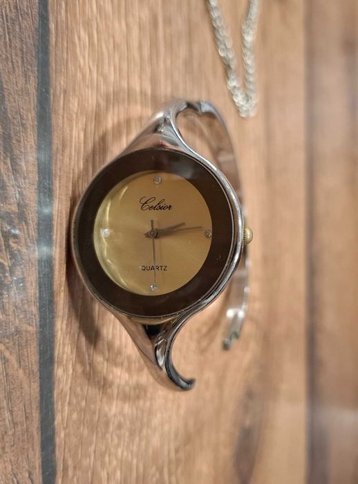 Лот дамски часовници