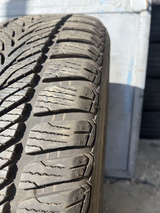 2 бр. зимни гуми 205/60/16 Sava 6,5 mm DOT 2915