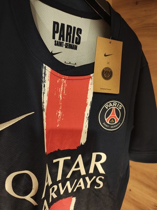 2 tricouri cu PSG sezon 24/25