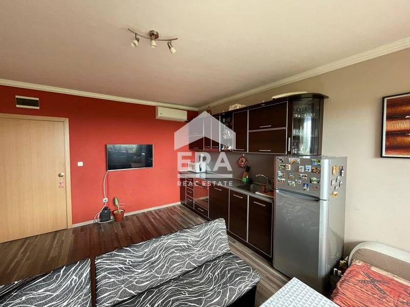 Продава се Двустаен апартамент в Варна, Чайка - 60 кв.м за 2084 €/кв.м - Снимка #3