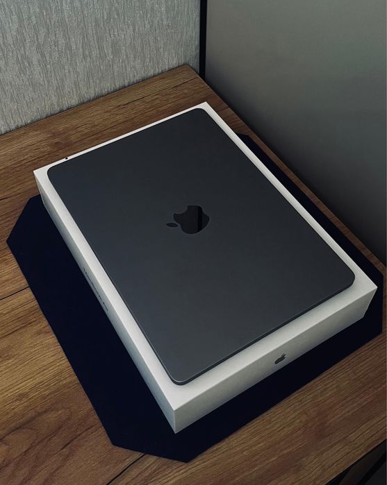 MacBook Air 13, M2