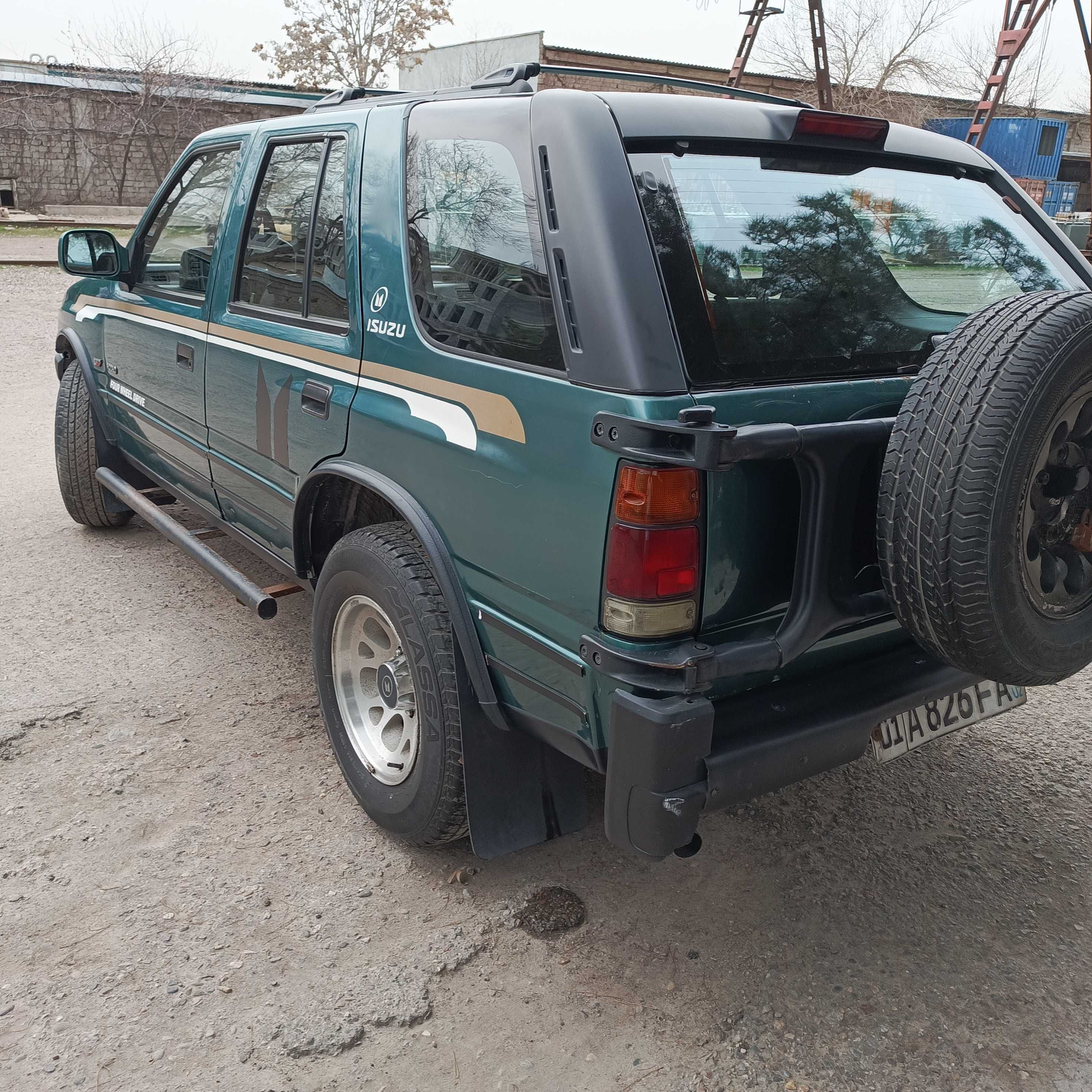 Продается внедорожник Isuzu rodeo