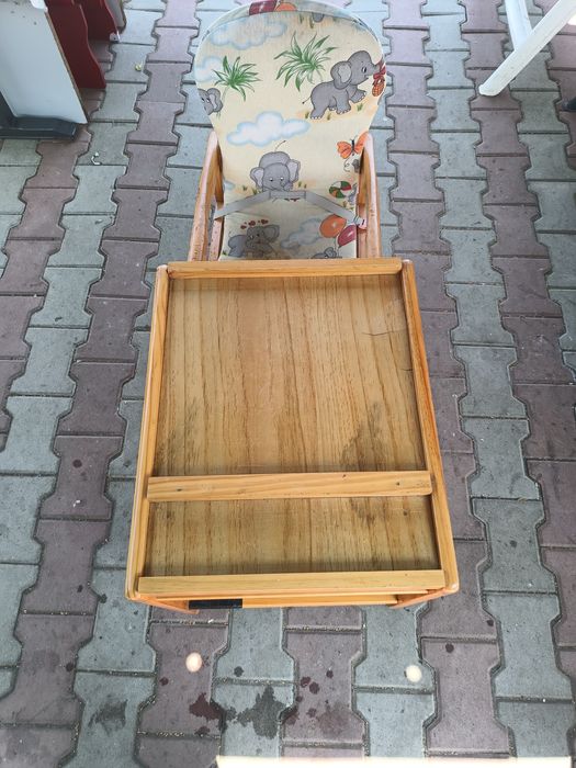 Scaun de masă bebeluși 2 în 1!